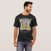 Fahne des amerikanischen Muskelwagens T-Shirt (Vorne ganz)