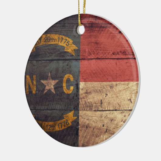 Fahne "Old Wood North Carolina"; Keramikornament (Links)