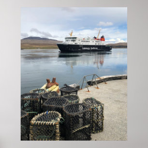 Fähre auf dem Weg nach Islay in Schottland Poster