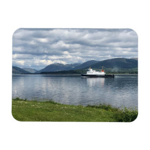 Fähre fährt in die Rothesay-Bucht, Insel Bute bei Magnet