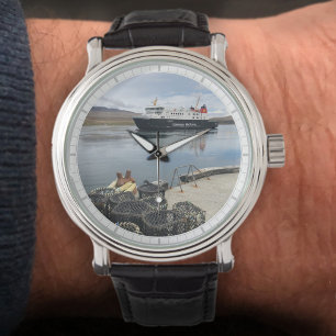 Fähre und Hafen auf der Insel Islay, Schottland Armbanduhr