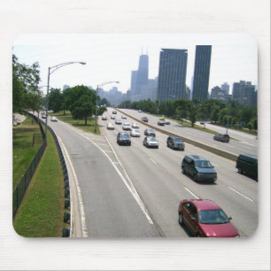 Fahren durch Chicago Rush Hour Traffic Mousepad