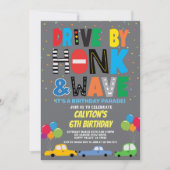 Fahren mit jungen Birthday Parade farbenfrohe Auto Einladung (Vorderseite)