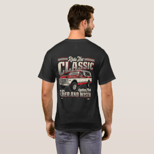 Fahren Sie mit dem klassischen Vierradfahrzeug T-Shirt