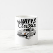 Fahren Sie mit den klassischen MERCEDES W201 190E Kaffeetasse (Mittel)
