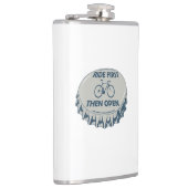 Fahren Sie zuerst, dann öffnen Flachmann (Rechts)