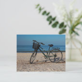Fahrrad auf barfüßigstrand II Postkarte (Stehend Vorderseite)