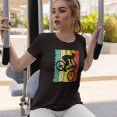 Fahrrad im farbenfrohen Hintergrund T-Shirt