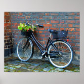 Fahrrad mit Blume-Korb, Kopenhagen, Dänemark Poster (Vorne)