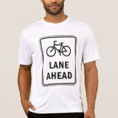 Fahrradbahn vor dem Schild Straßenverkehrssicherhe T-Shirt (Vorderseite)