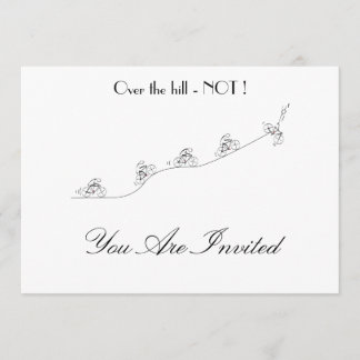 Fahrradfahrer, die über den Hügel fahren, individu Einladung