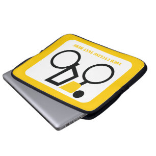 Fahrradfahrer fahren nach seinem Brauch Laptopschutzhülle