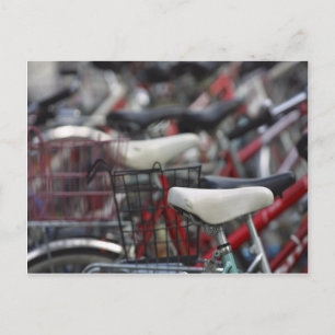 Fahrradfahrer Racks für Radfahrer Postkarte