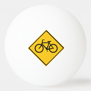 Fahrradfahrer Tischtennisball
