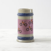 Fahrradmuster auf Rosa Bierglas (Mittel)