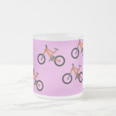 Fahrradmuster auf Rosa Mattglastasse (Mittel)
