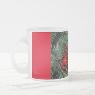 Fahrradschmuck auf einem Weihnachtsbaum Mattglastasse