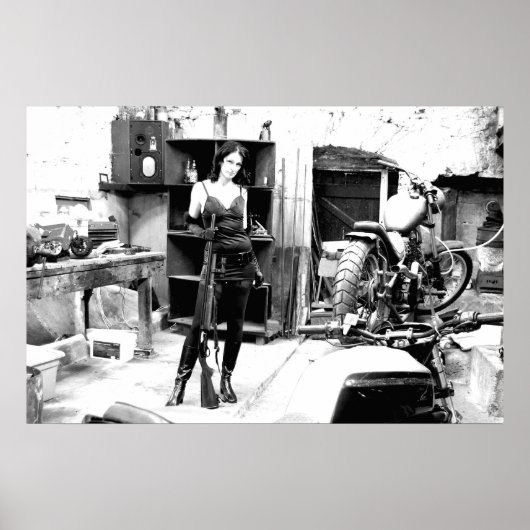 Fahrradschuppen mit Gewehr und Jack Poster (Vorne)