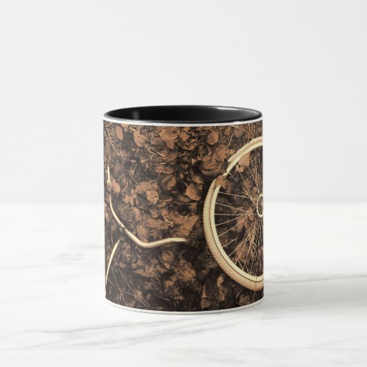 Fahrradteile mit Herbstblättern Kaffeetasse (Zentrum)
