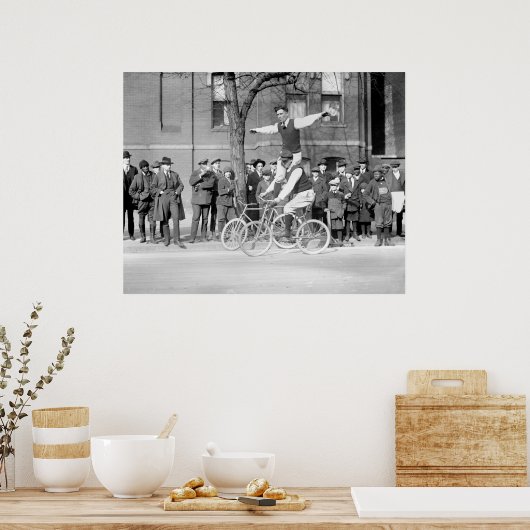 Fahrradtrick Riding, 1920er Poster (Küche)