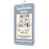 Fahrschule. Prüfer festgestellte Türeinfahrt Autolufterfrischer (Links)