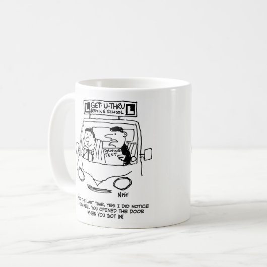 Fahrschule. Prüfer festgestellte Türeinfahrt Kaffeetasse (Vorderseite Links)