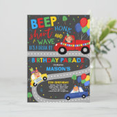 Fahrt mit der Birthday Parade Einladung Blauer Par (Stehend Vorderseite)