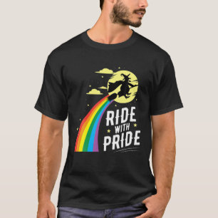 Fahrt mit stolzen LGBT-Schwulen-Lesben-Hexe Hallow T-Shirt