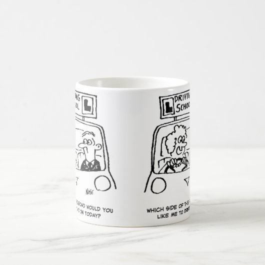 Fahrunterricht - Welche Straßenseite? Kaffeetasse (Mittel)