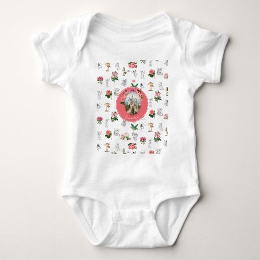 Fairies Rosa Mushroom Fairy Castle Monogram Baby Strampler (Vorderseite)