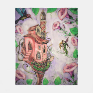 Fairy Castle mit Hummingbird Fleecedecke