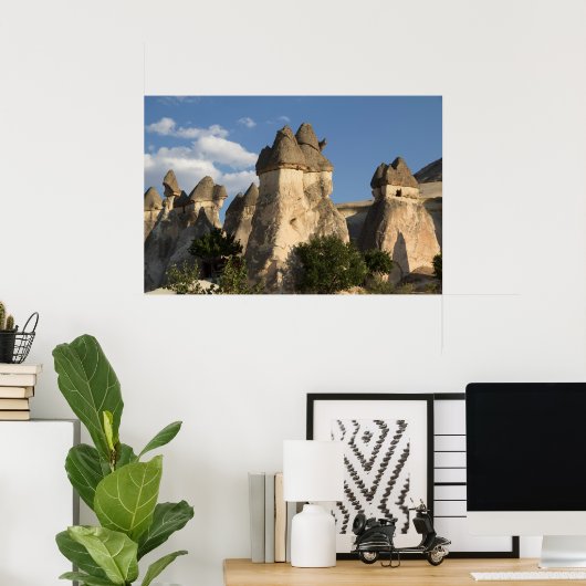 Fairy Chimneys in Kappadokien Poster (Heimbüro)