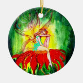 FAIRY DREAMING AUF EINER ROTEN BLUME, VIBRANT RUBY KERAMIKORNAMENT (Vorne)