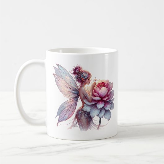 Fairy hält eine übergroße Blume Personalisiert Kaffeetasse (Links)