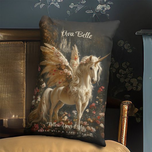 Fairy Horse Unicorn mit Feather Flügeln Blumenholz Lendenkissen