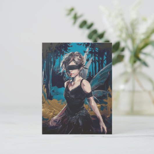 Fairy in einer Augenbinde im Wald Postkarte (Stehend Vorderseite)