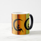 Fairy Silhouette über Crescent Moon Design Verwandlungstasse (VorderseiteRechts)