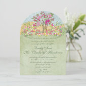 Fairy Tale Pink Green Floral Lovebird Tree Wedding Einladung (Stehend Vorderseite)