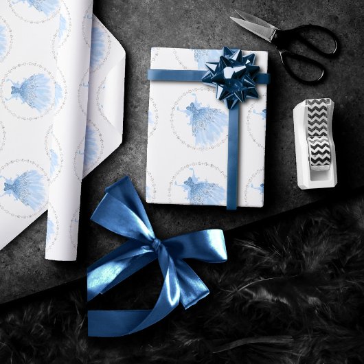 Fairy Wing Ice Gown | Frost Blue Iridescent Sheen Geschenkpapier