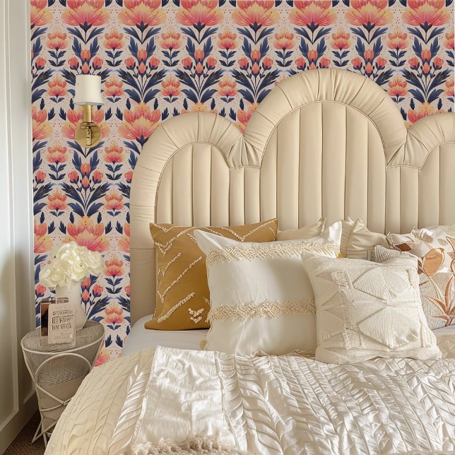 Fairycore-Pfirsich, Gelb und Blau Tapete (Fairycore Peach, Yellow, and Blue Floral Wallpaper behind a cream colored headboard.)