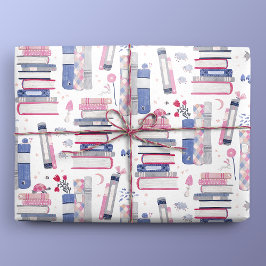 Fairytale Pile of Books White Geschenkpapier