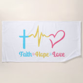Faith Hope Liebe Hearts Strandtuch (Vorderseite)