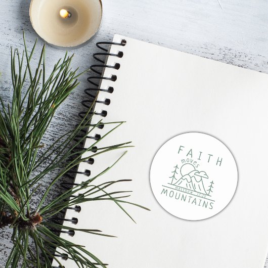 Faith Moves Mountains Bible Verse Christlich Runder Aufkleber