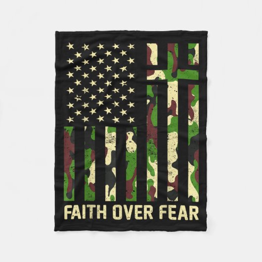 Faith Over Fear Christian Americn Flag Camouflage Fleecedecke (Vorderseite)