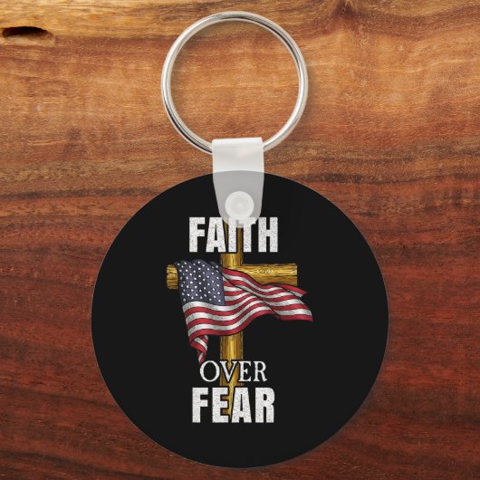 Faith Over Fear Christian Cross American Flag Tee Schlüsselanhänger (Vorderseite)
