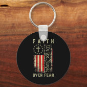 Faith Over Fear Christian Cross Usa American Flag Schlüsselanhänger (Vorderseite)