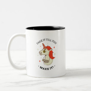 Fake, bis du es mit Fantasiecharakter machst Zweifarbige Tasse