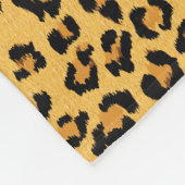 Fake für Leoparden in Naturfarben Fleecedecke (Ecke)