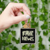 Fake News Schlüsselanhänger (Hand)