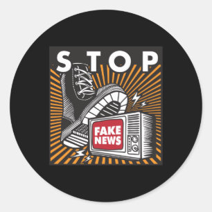 Fake News stoppen - Naher Fernsehaufkleber Runder Aufkleber